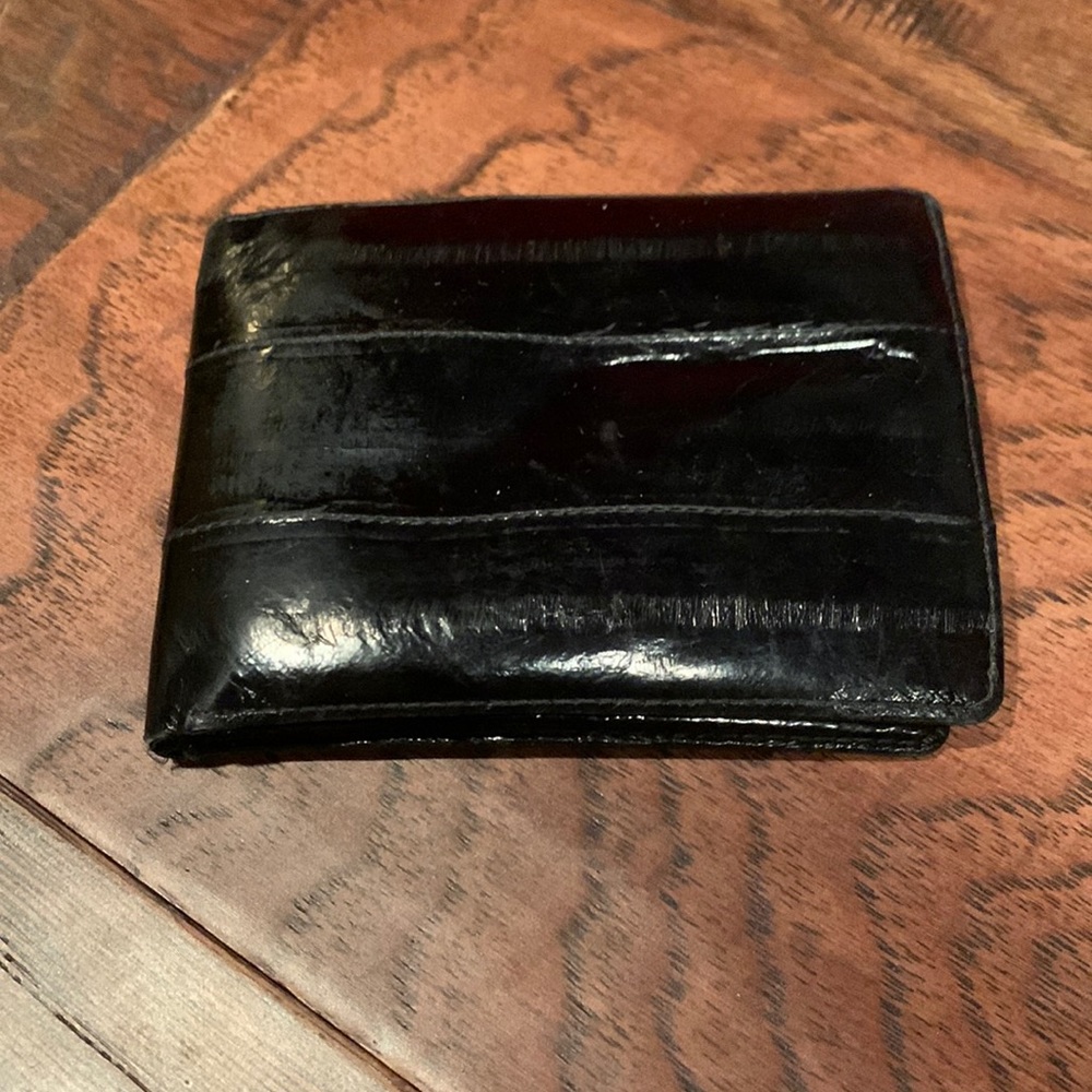 Genuine Eel Skin Wallet